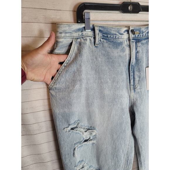 KANCAN HIGH RISE DISTRESSED BOYFRIEND LIGHT WASH JEANS, SZ 31x28 - Picture 11 of 15